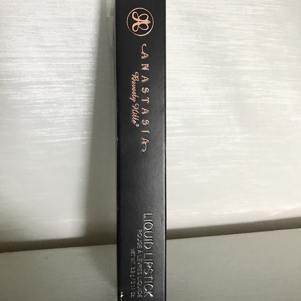 FREE ⭐️LAST 1⭐️ Anastasia liquid lipstick Naked - Picture 3 of 5